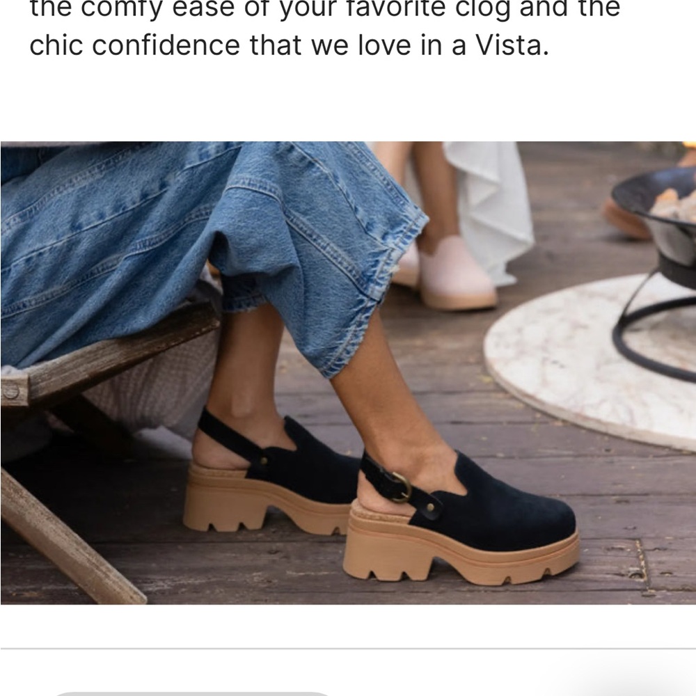 NWT Reef Vista Luxe Solene Black and Tan Platform Mules